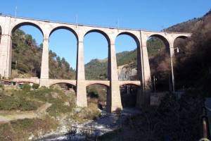 Xtrallusion photo library of independent, self-guided walking and sightseeing holidays in Italy. Pictures, images, photos and photographs taken along the way of this 1-day walking itinerary, to give you a visual impression of the day's walk.